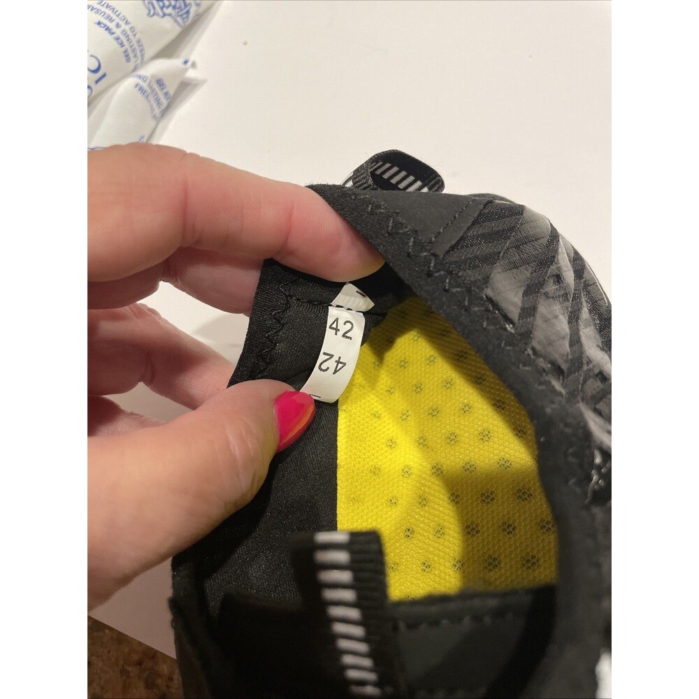 Grounded Unisex Water Shoes W11.5 M10 - Picture 7 of 8